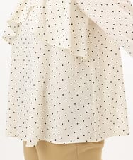 OLBED18099 eur3(エウルキューブ) 【大きいサイズ】ドットプリントフレアブラウス アイボリー