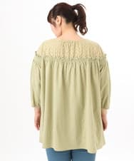 OLBED20109 eur3(エウルキューブ) 【大きいサイズ】レースコンビシャーリングブラウス カーキ