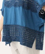 OLBED29119 eur3(エウルキューブ) 【大きいサイズ】かぎ針切り替えブラウス ブルー