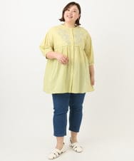 OLBFA06089 eur3(エウルキューブ) 【大きいサイズ】フラワー刺繍ブラウス イエロー(25)