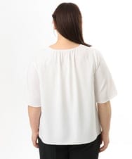 OLBFD23089 eur3(エウルキューブ) 【WEB先行販売】【大きいサイズ/11号サイズあり】フレアハーフスリーブブラウス ホワイト(無地）