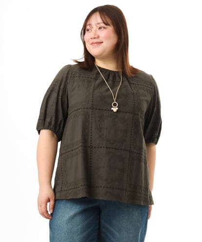OLBFD24099 eur3 【WEB先行販売】【大きいサイズ】エンブロイダリーブラウス