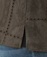 OLBFD24099 eur3(エウルキューブ) 【WEB先行販売】【大きいサイズ】エンブロイダリーブラウス ダークグレー