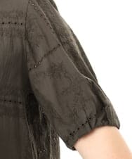 OLBFD24099 eur3(エウルキューブ) 【WEB先行販売】【大きいサイズ】エンブロイダリーブラウス ダークグレー