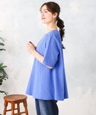 OLBFD25099 eur3(エウルキューブ) 【大きいサイズ】ぽこぽこフレアブラウス ブルー
