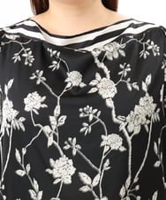 OLBFD27089 eur3(エウルキューブ) 【WEB先行販売】【大きいサイズ】スカーフプリントブラウス ブラック