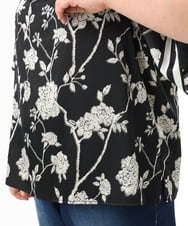 OLBFD27089 eur3(エウルキューブ) 【WEB先行販売】【大きいサイズ】スカーフプリントブラウス ブラック