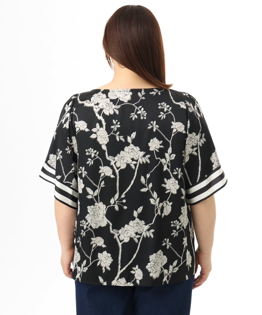OLBFD27089 eur3(エウルキューブ) 【WEB先行販売】【大きいサイズ】スカーフプリントブラウス ブラック