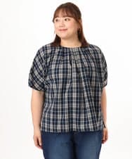 OLBFD36099 eur3(エウルキューブ) 【大きいサイズ】コットンチェックブラウス ネイビー