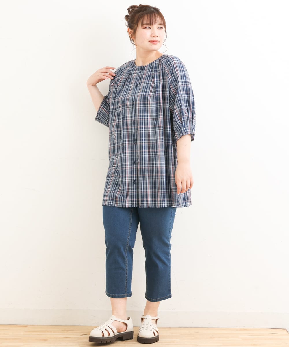 OLBFS11080 eur3(エウルキューブ) 【大きいサイズ/11号サイズあり】バックタックチェック柄ブラウス ネイビー(57)