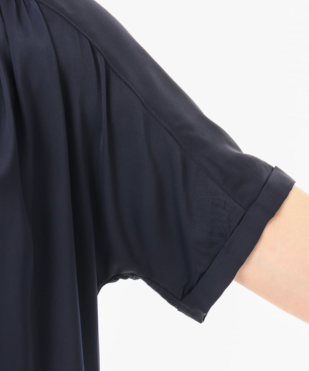 OLBGD02069 eur3(エウルキューブ) 【大きいサイズ/a.v.v×eur3】【接触冷感/UVカット】サテンギャザーブラウス ネイビー