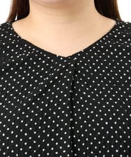OLBGD28089 eur3(エウルキューブ) 【WEB先行販売】【大きいサイズ】エンボスドットブラウス ブラック