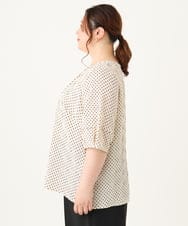 OLBGV26079 eur3(エウルキューブ) 【大きいサイズ】Vネックドットプリントブラウス アイボリー(80)