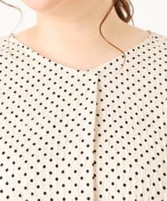OLBGV26079 eur3(エウルキューブ) 【大きいサイズ】Vネックドットプリントブラウス アイボリー(80)