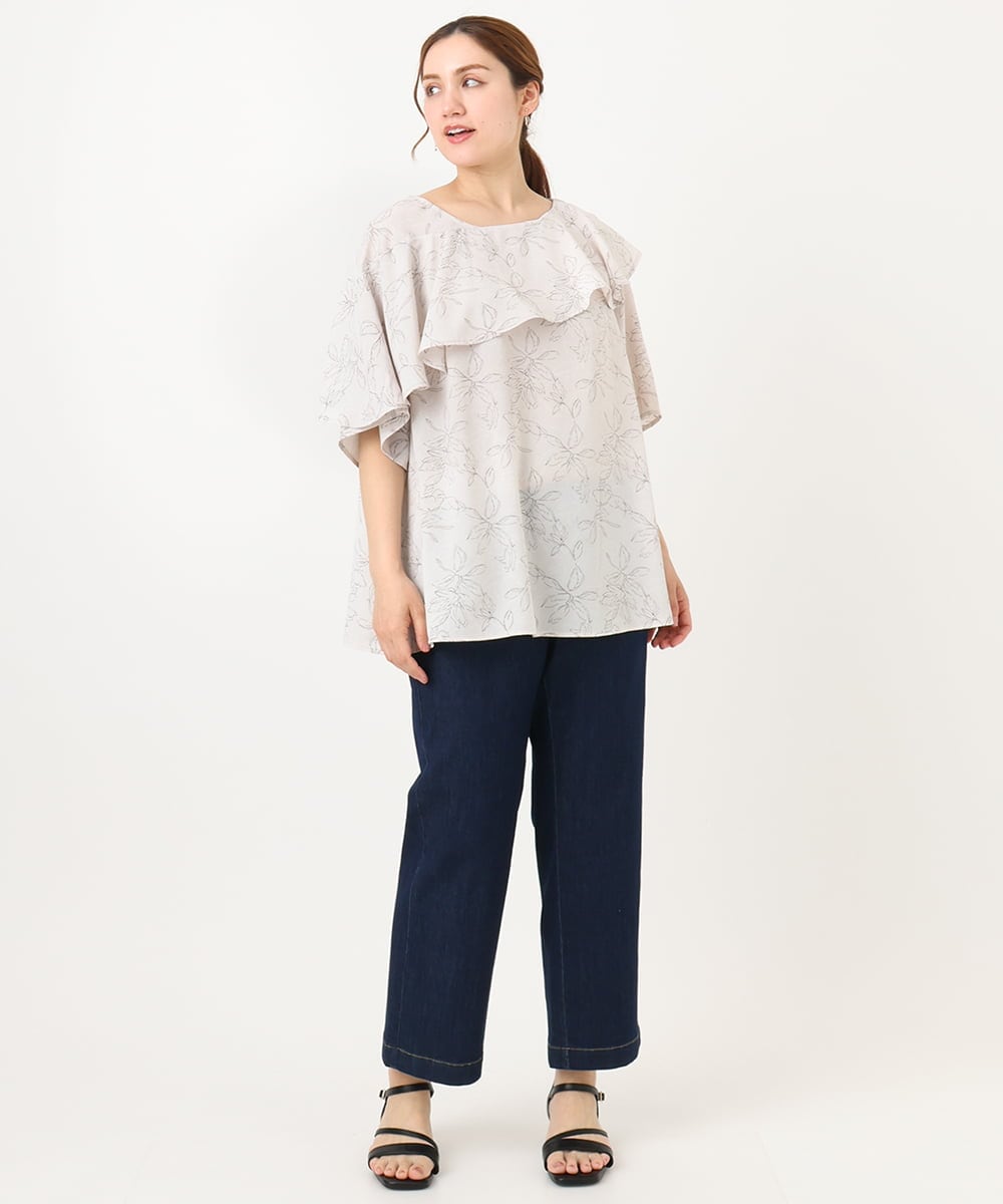 OLBHA25089 eur3(エウルキューブ) 【WEB先行販売】【大きいサイズ】フリルカラーフラワープリントブラウス ベージュ(82)
