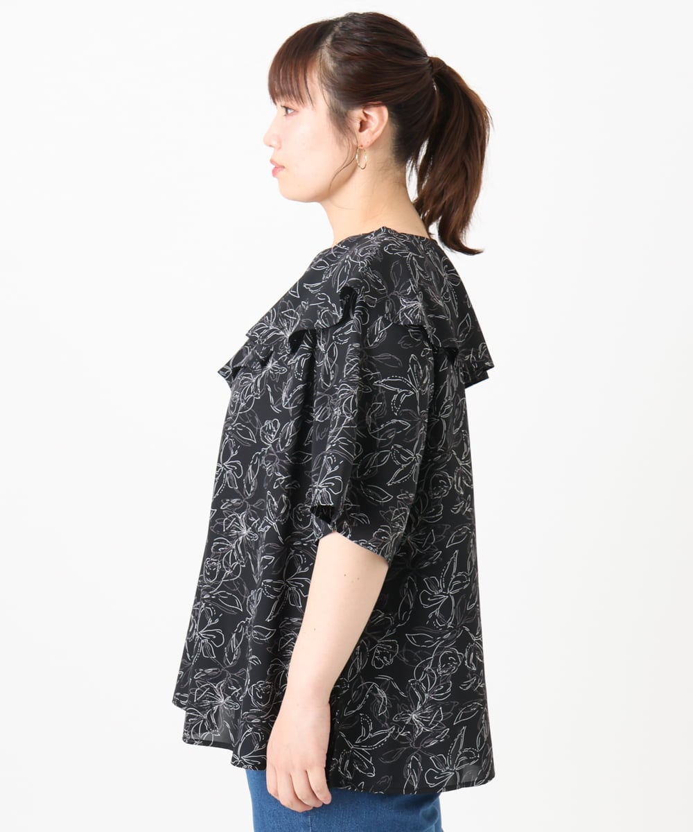 OLBHA25089 eur3(エウルキューブ) 【WEB先行販売】【大きいサイズ】フリルカラーフラワープリントブラウス ブラック(94)