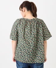 OLBHA36089 eur3(エウルキューブ) 【WEB先行販売】【大きいサイズ】フルーツプリントブラウス ネイビー(57)
