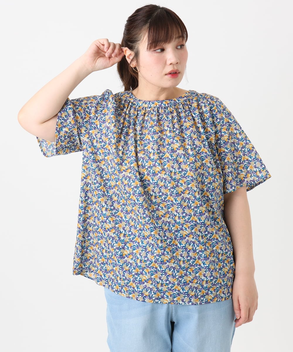OLBHA36089 eur3(エウルキューブ) 【WEB先行販売】【大きいサイズ】フルーツプリントブラウス ホワイト(90)