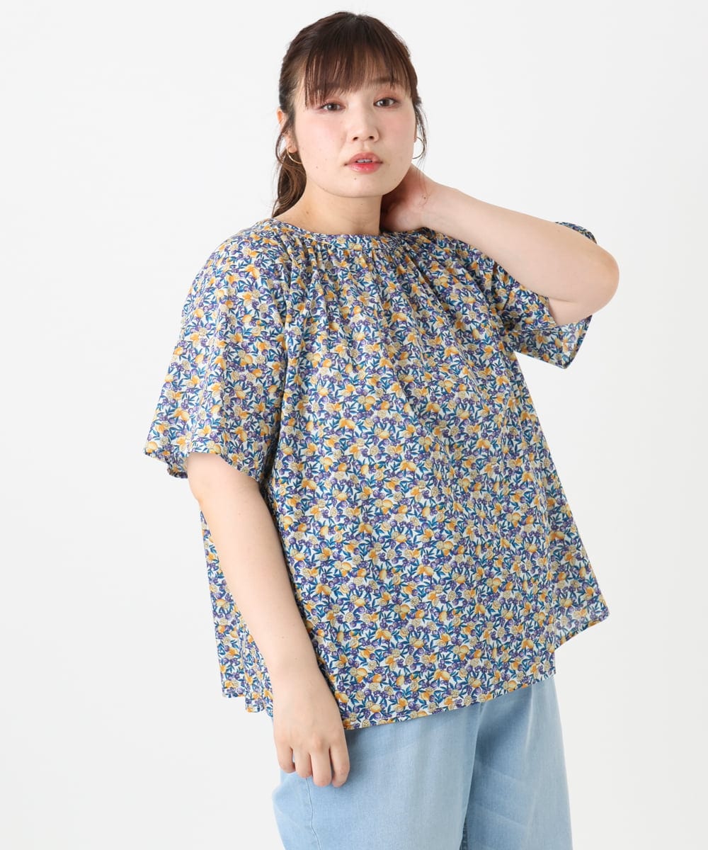 OLBHA36089 eur3(エウルキューブ) 【WEB先行販売】【大きいサイズ】フルーツプリントブラウス ホワイト(90)