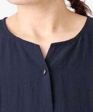 OLBHA37099 eur3(エウルキューブ) 【大きいサイズ】ヴィンテージポプリンフレアスリーブブラウス ネイビー(57)