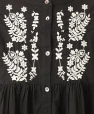 OLBHD14119 eur3(エウルキューブ) 【大きいサイズ】インド綿刺繍ギャザーブラウス ブラック