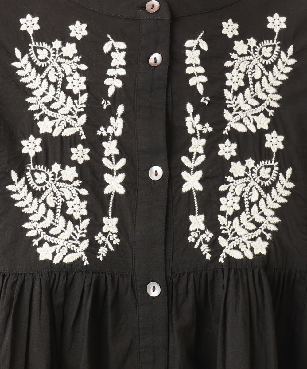 OLBHD14119 eur3(エウルキューブ) 【大きいサイズ】インド綿刺繍ギャザーブラウス ブラック