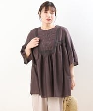 OLBHS33120 eur3(エウルキューブ) 【大きいサイズ】レース刺繍コットンシルクチュニック ブラウン(87)