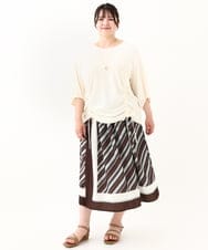 OLBHV46089 eur3(エウルキューブ) 【大きいサイズ】スピンドルヘムブラウス アイボリー(80)
