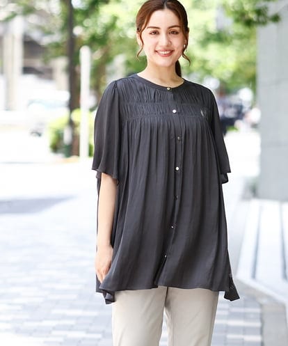 OLBIA28079 eur3 【大きいサイズ/a.v.v×eur3】サテンシャーリングブラウス