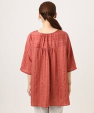 OLBJD02099 eur3(エウルキューブ) 【WEB先行販売】【大きいサイズ/接触冷感】ドビーストライプイレヘムブラウス オレンジ