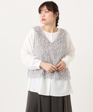 OLBKA07119 eur3(エウルキューブ) 【WEB先行販売】【大きいサイズ】フェザーベスト＋ブラウスセット ライトグレー(91)