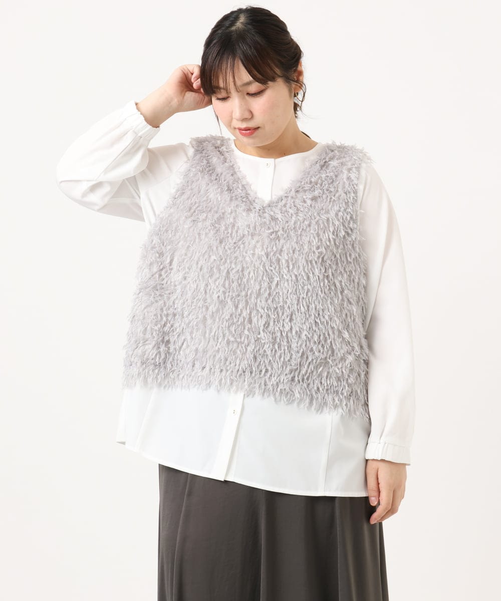 OLBKA07119 eur3(エウルキューブ) 【WEB先行販売】【大きいサイズ】フェザーベスト＋ブラウスセット ライトグレー(91)