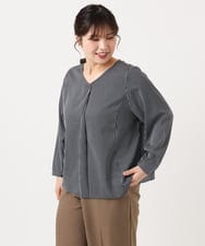 OLBKA08079 eur3(エウルキューブ) 【WEB先行販売】【大きいサイズ/11号サイズあり】Vネックストライプブラウス ネイビー(57)