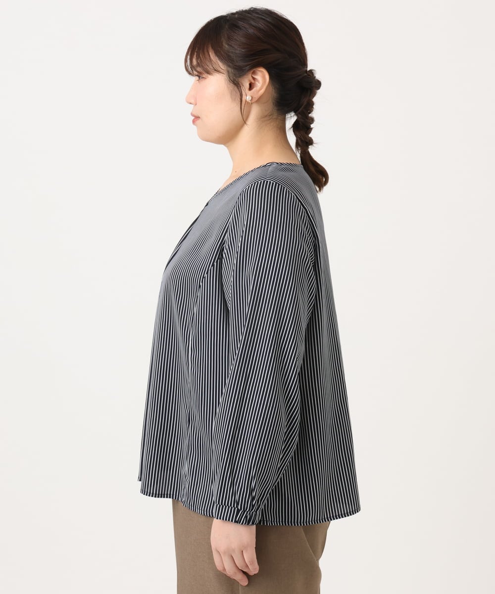OLBKA08079 eur3(エウルキューブ) 【WEB先行販売】【大きいサイズ/11号サイズあり】Vネックストライプブラウス ネイビー(57)