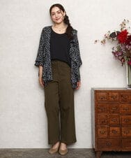 OLBKA15099 eur3(エウルキューブ) 【WEB先行販売】【大きいサイズ】ラッフルネック小花プリントブラウス ブラック(94)