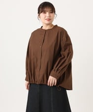 OLBKA16089 eur3(エウルキューブ) 【WEB先行販売】【大きいサイズ】バンドカラーストライプブラウス ダークブラウン(87)