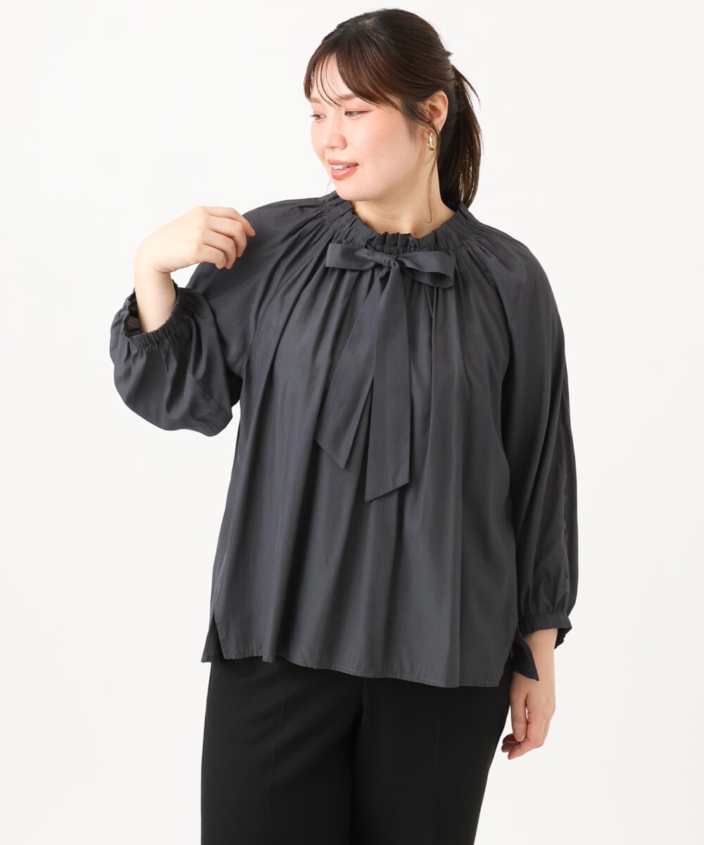 OLBLD13099 eur3(エウルキューブ) 【大きいサイズ】フリルリボンブラウス ダークグレー