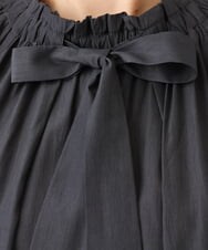 OLBLD13099 eur3(エウルキューブ) 【大きいサイズ】フリルリボンブラウス ダークグレー
