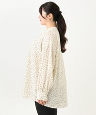 OLBLV17099 eur3(エウルキューブ) 【大きいサイズ/11号サイズあり】プリントタックブラウス アイボリー(80)