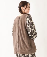 OLCAV17089 eur3(エウルキューブ) 【大きいサイズ】2WAYフェザーベスト モカ(84)
