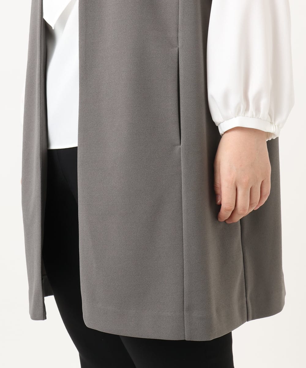 OLCKA02099 eur3(エウルキューブ) 【大きいサイズ】カットジョーゼットジレ ダークグレー(93)