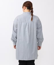 OLEAA28119 eur3(エウルキューブ) 【大きいサイズ/soso×eur3】ケープ風ストライプシャツ ネイビー(57)