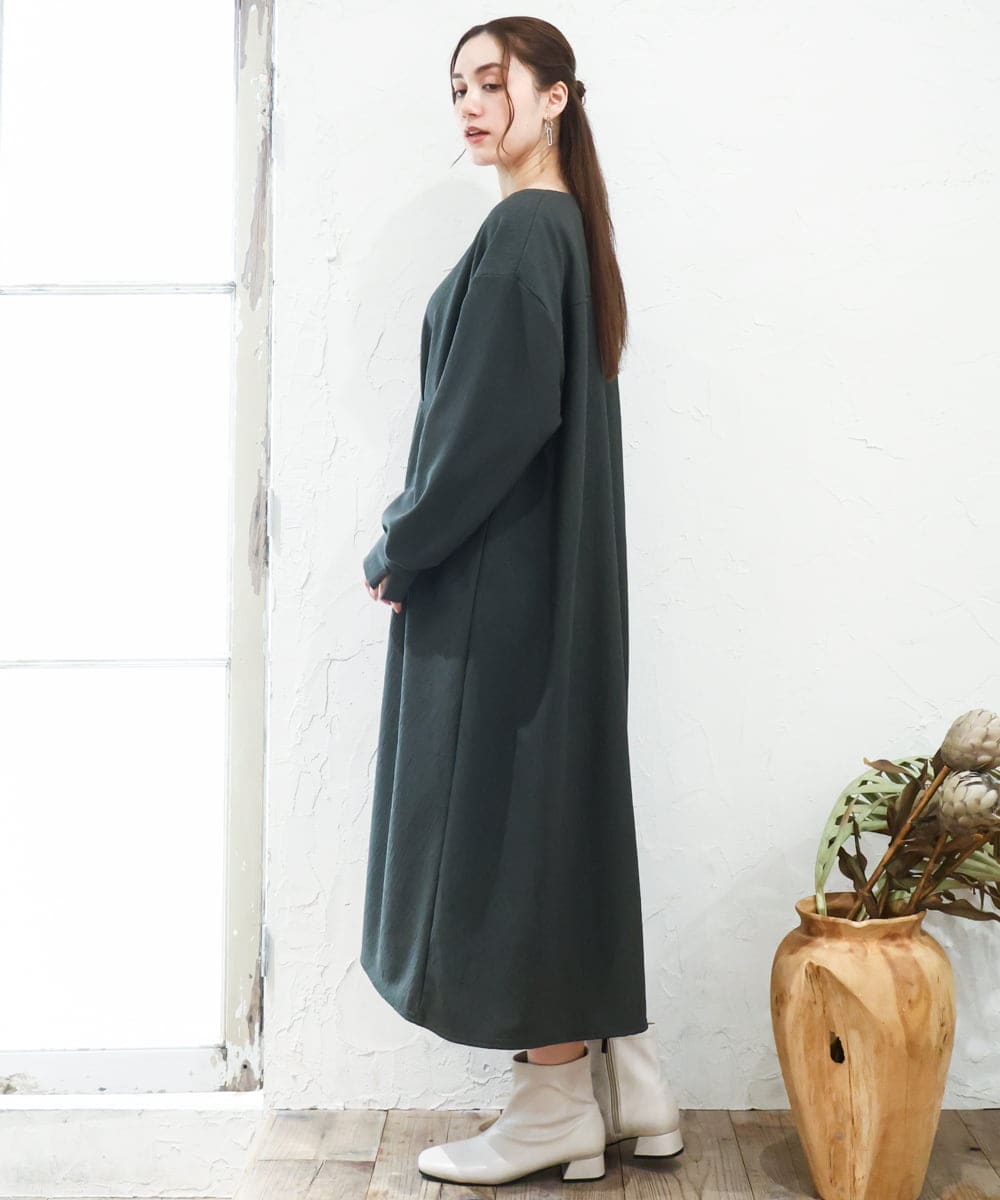 OLEAD21119 eur3(エウルキューブ) 【大きいサイズ/LAVEANGE×eur3】タックジャージーワンピース カーキ(36)