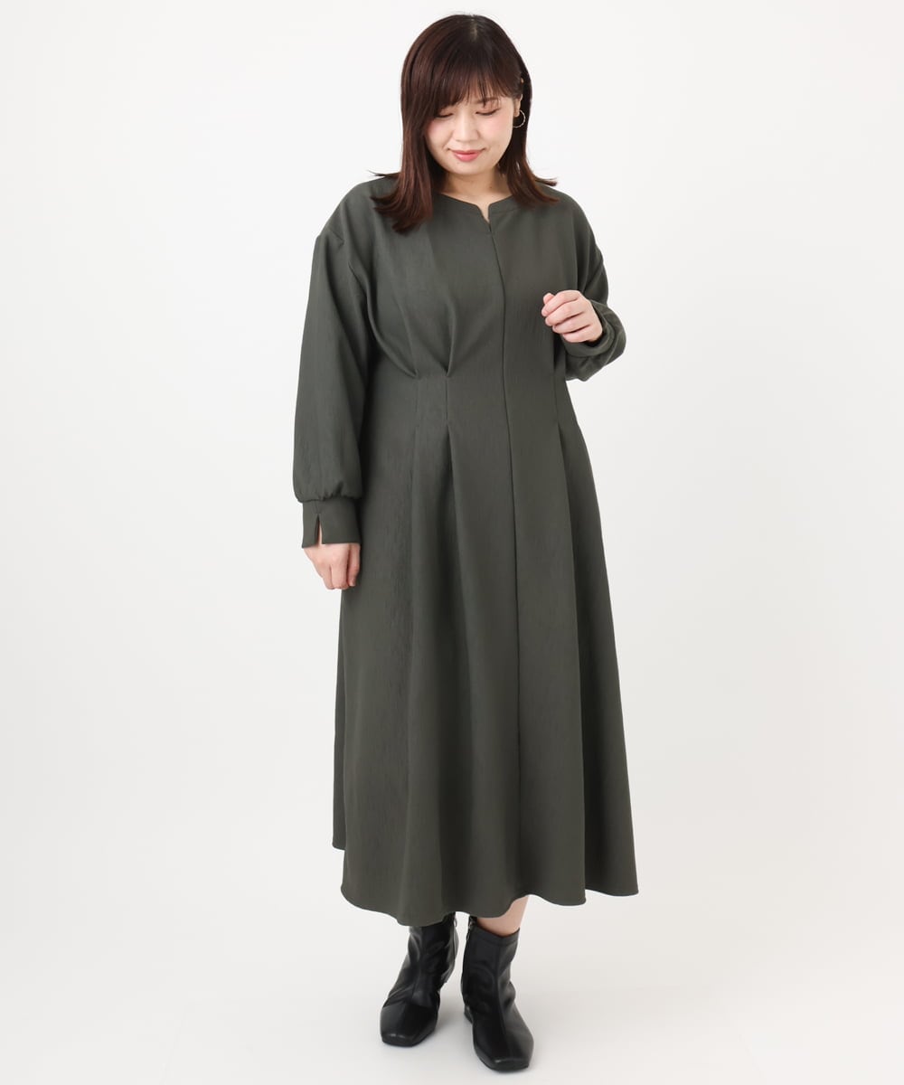 OLEAD21119 eur3(エウルキューブ) 【大きいサイズ/LAVEANGE×eur3】タックジャージーワンピース カーキ(36)