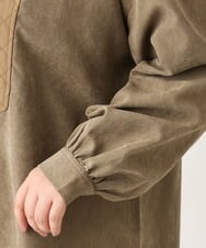 OLEAV25099 eur3(エウルキューブ) 【大きいサイズ/soso×eur3】キルト切り替えチュニックブラウス カーキ(36)