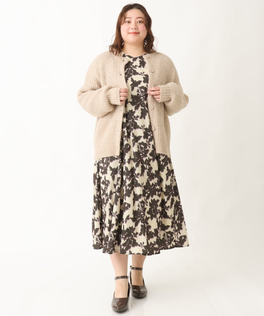 OLEBV28149 eur3(エウルキューブ) 【大きいサイズ】フラワープリントワンピース ベージュ(82)