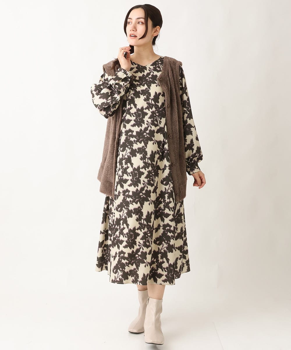 OLEBV28149 eur3(エウルキューブ) 【大きいサイズ】フラワープリントワンピース ベージュ(82)