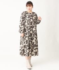 OLEBV28149 eur3(エウルキューブ) 【大きいサイズ】フラワープリントワンピース ベージュ(82)