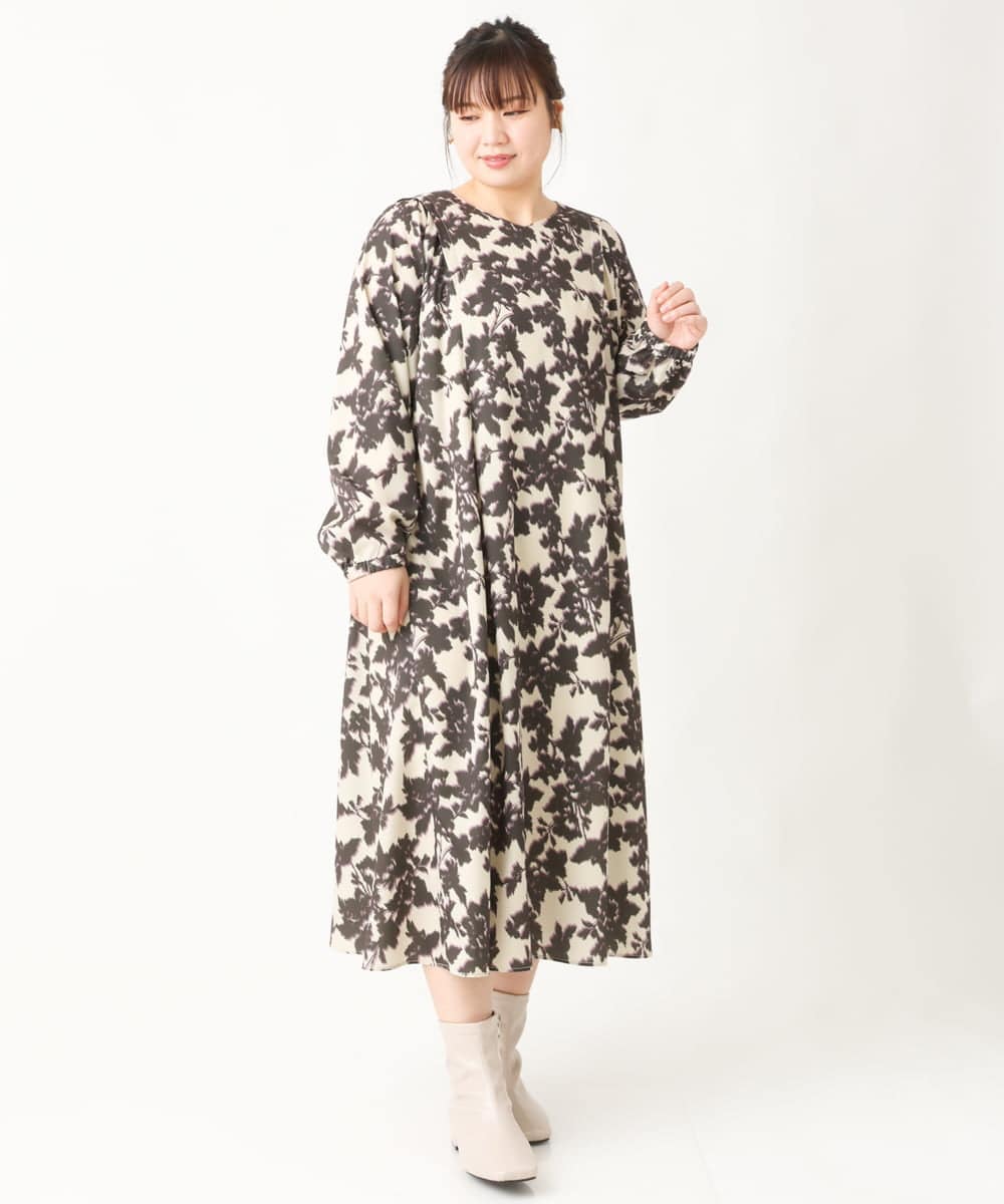 OLEBV28149 eur3(エウルキューブ) 【大きいサイズ】フラワープリントワンピース ベージュ(82)