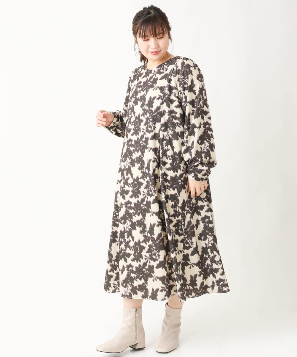 OLEBV28149 eur3(エウルキューブ) 【大きいサイズ】フラワープリントワンピース ベージュ(82)